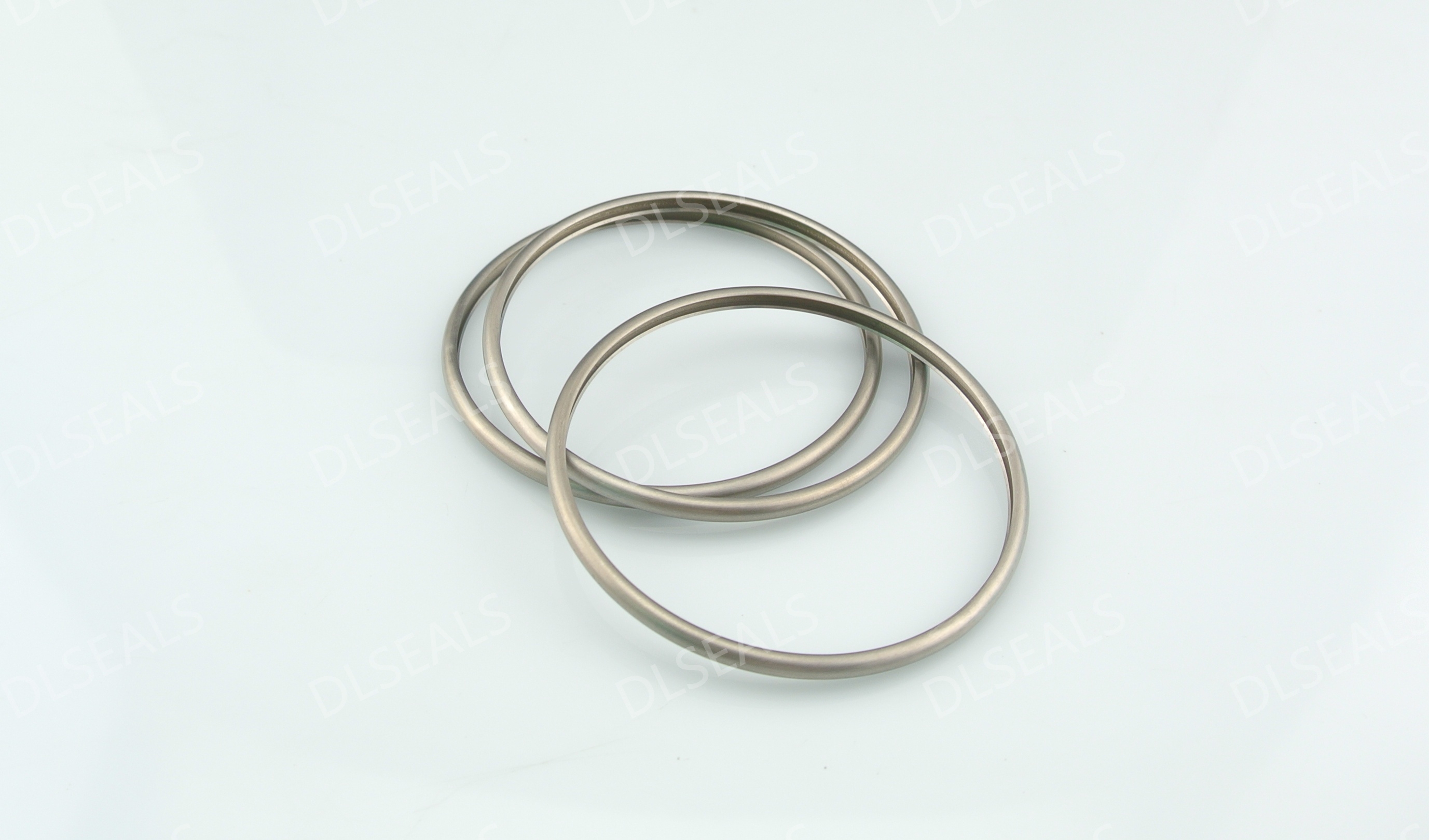 Diesel engine metal C-ring